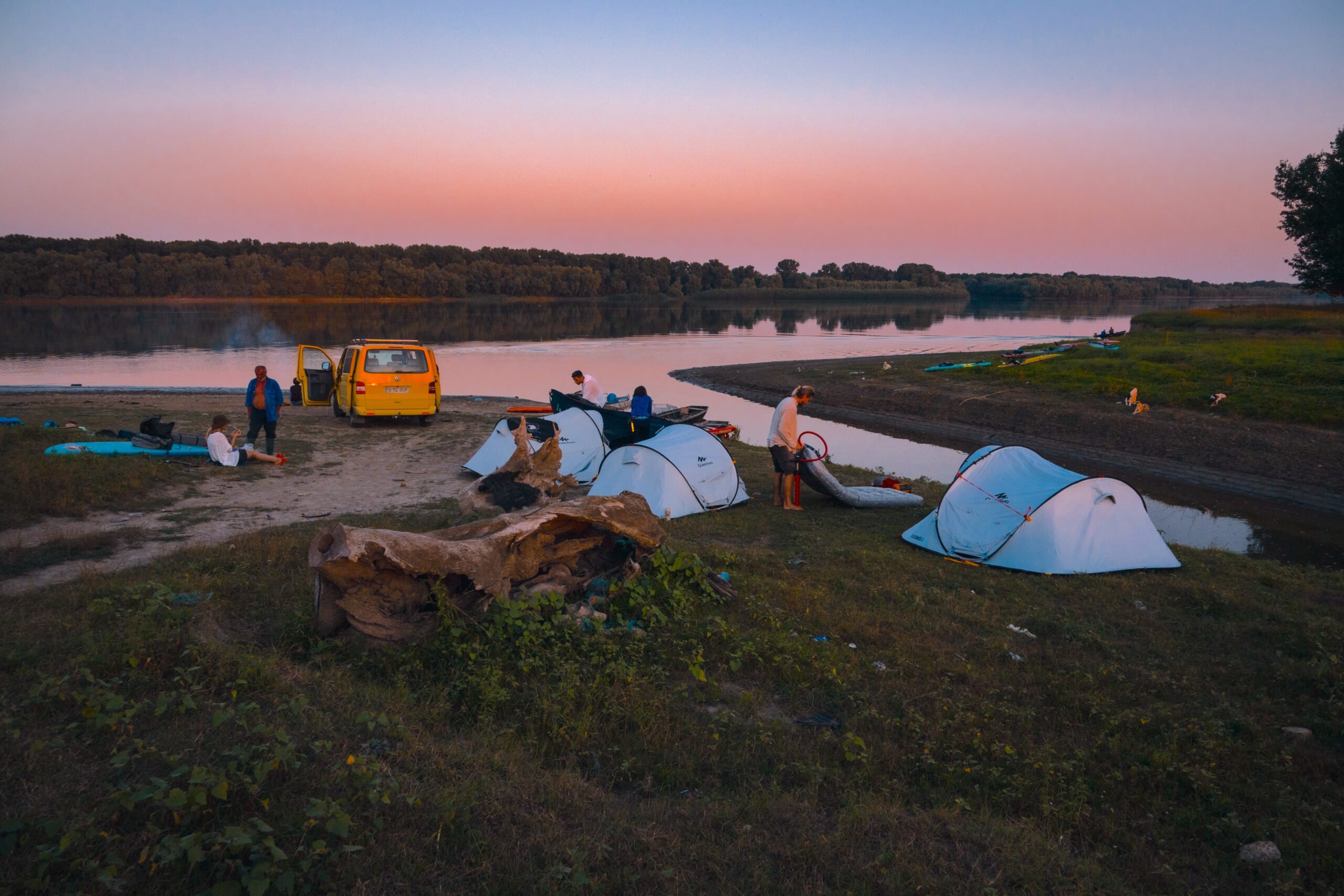 SUP Touring in Delta Mica